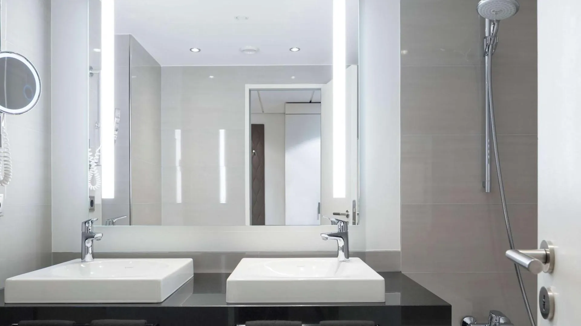 Pullman Berlin Schweizerhof Ξενοδοχείο