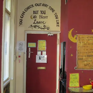 hostel-carpe-noctem.inbudapesthotels.com/